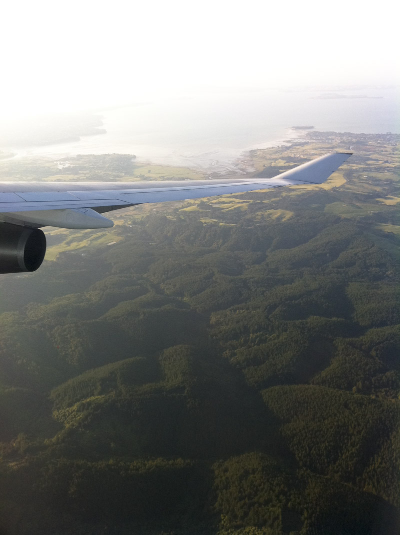 001d.Air NZ #005, descending into Auckland, Int'l