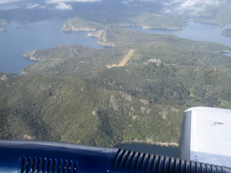 325.Kaikoura Island & Motu Kaikoura Island Aerodrome (NZKD), looking E